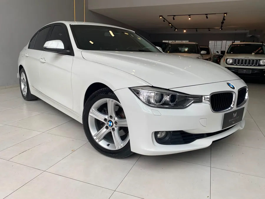 BMW 320i — fotografia real da unidade